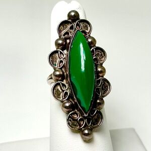 Vintage Statement Ring Marquise Green Stone Silver Tone